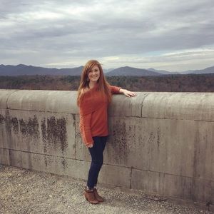 Meet your Posher, Taylor